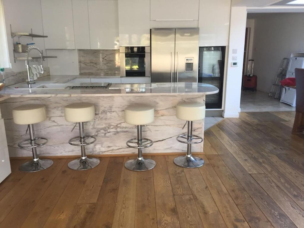 טוויקנהאם River House With Heated Pool June To Sep & Garden מראה חיצוני תמונה