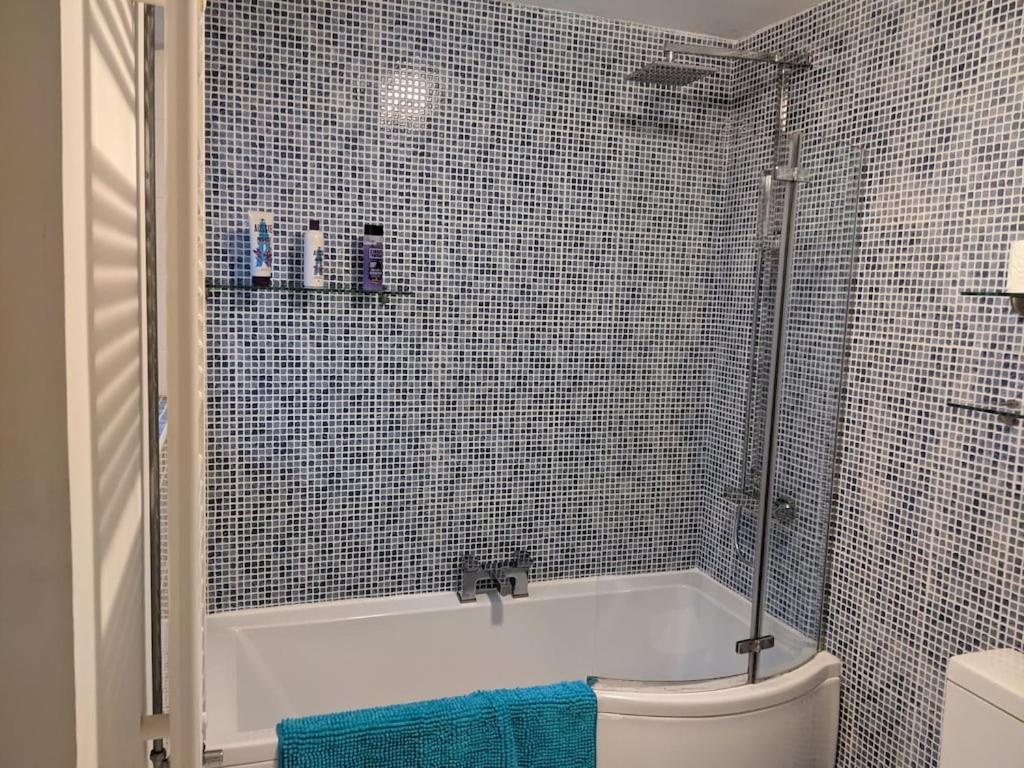 טוויקנהאם River House With Heated Pool June To Sep & Garden מראה חיצוני תמונה