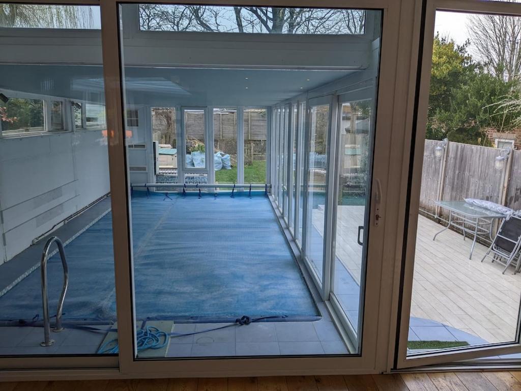 טוויקנהאם River House With Heated Pool June To Sep & Garden מראה חיצוני תמונה