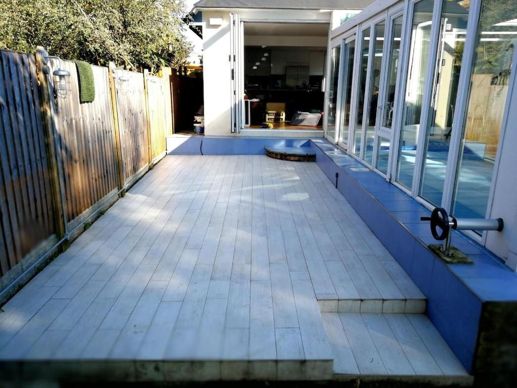 טוויקנהאם River House With Heated Pool June To Sep & Garden מראה חיצוני תמונה